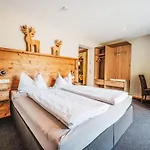 Fassl 1 By Interhome Apartamento